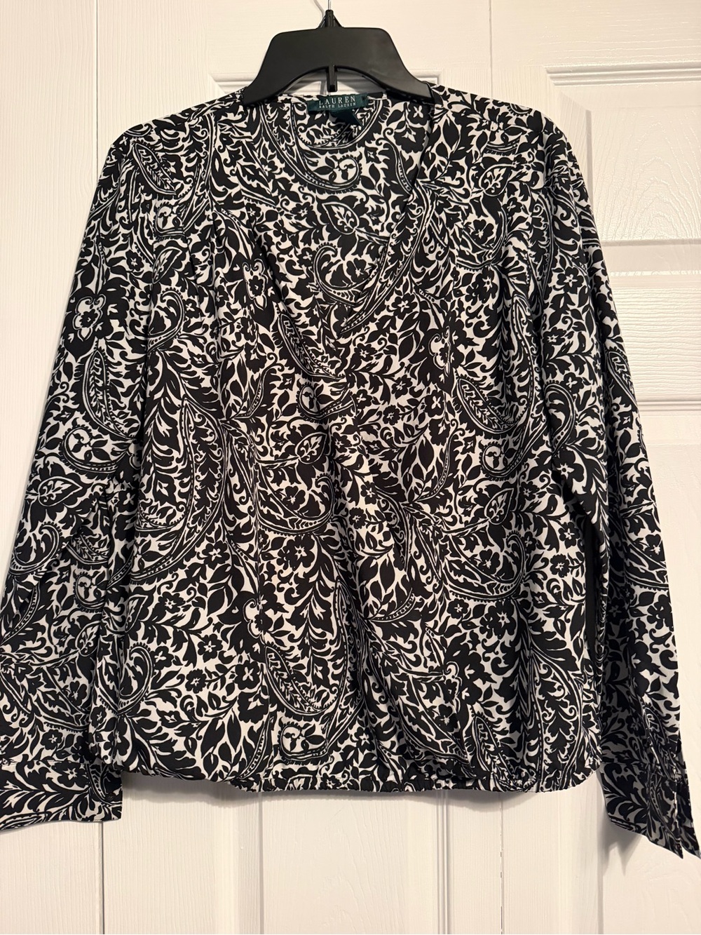 Ralph Lauren Black and White Floral Paisley-Style Print V-Cut Top